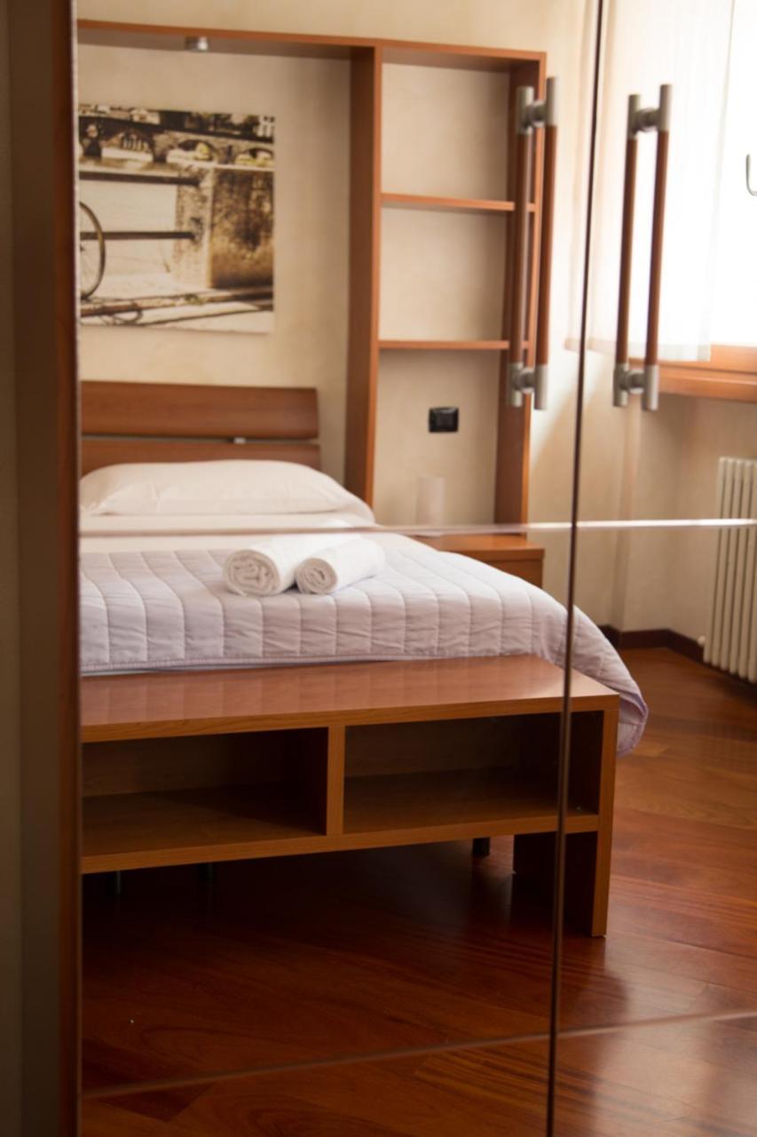 Gatto Romeo Apartments Vérone Extérieur photo