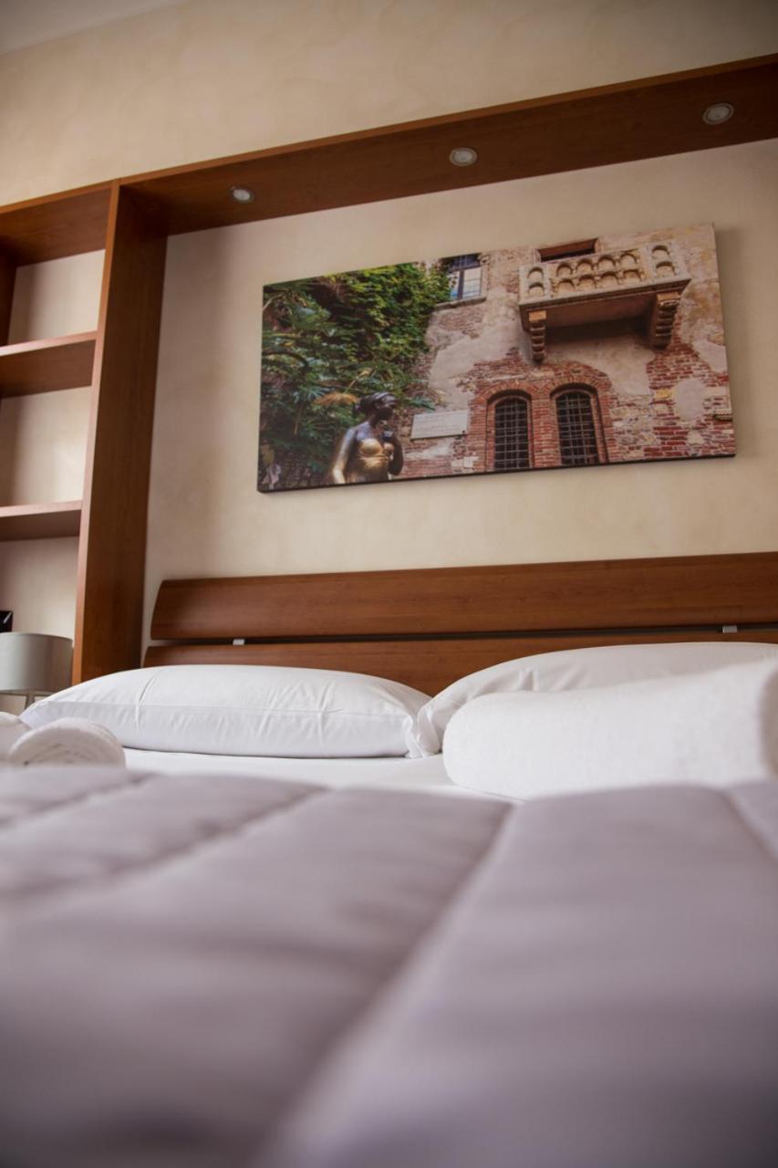 Gatto Romeo Apartments Vérone Extérieur photo